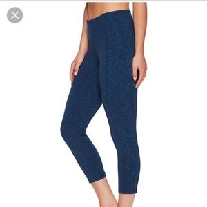 Lucy Power Train Pocket Capri